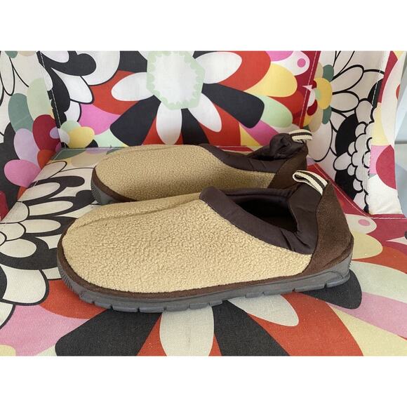 Home slippers with back. Made from fleece, very warm and cozy. Size M New No Tag - Picture 4 of 6